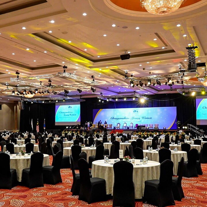 Genting International Showroom